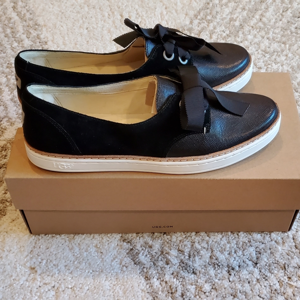 UGG Carilyn Black Suede Ribbon Lace Shoes